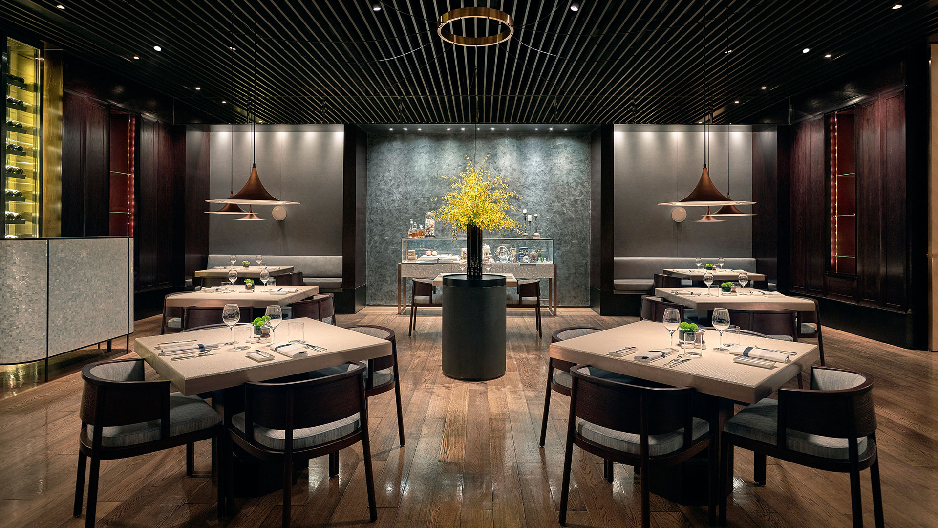 Phenix Eatery Bar Shanghai Jingan Luxury Hotel Spa